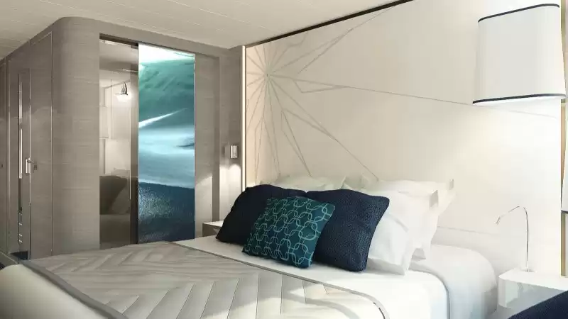 Grand Deluxe Suite Deck 6