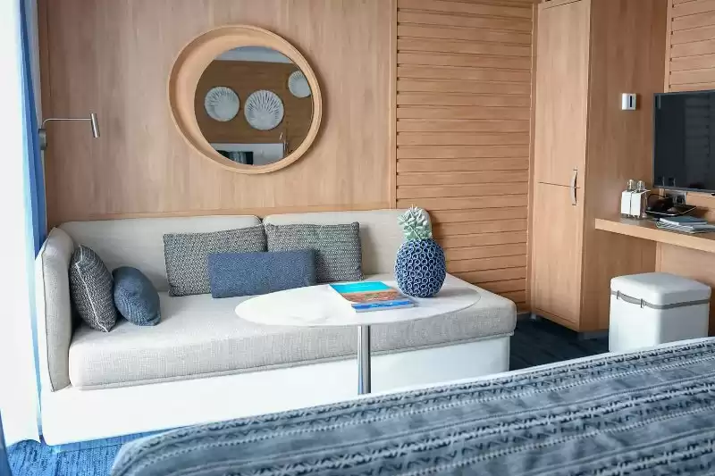 Deluxe Suite Deck 6