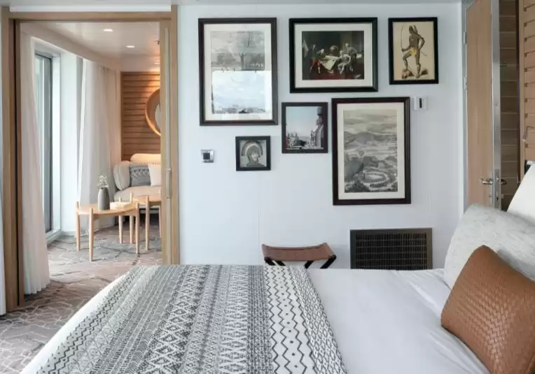 Grand Deluxe Suite Deck 6